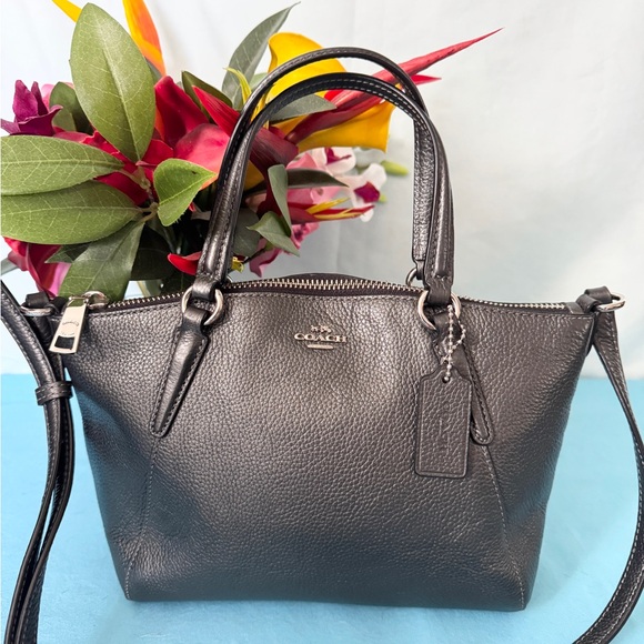 Coach Kelsey EUC small pebbled leather satchel crossbody - Picture 1 of 7